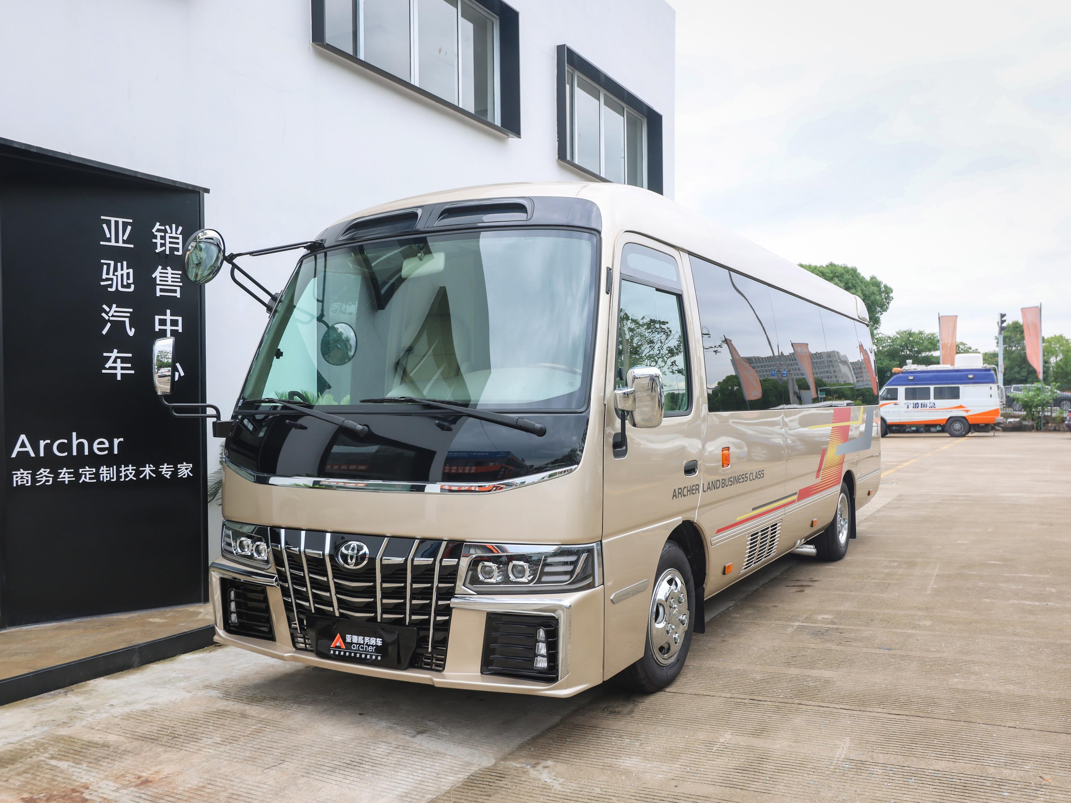 豐田考斯特中巴車（4s店）原裝進口中巴車